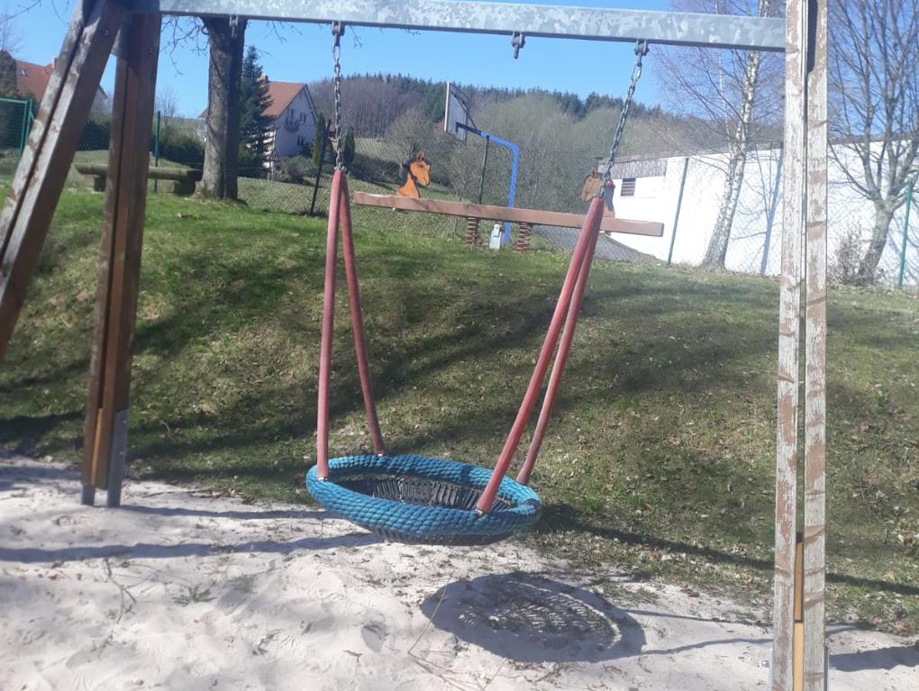 Nestschaukel